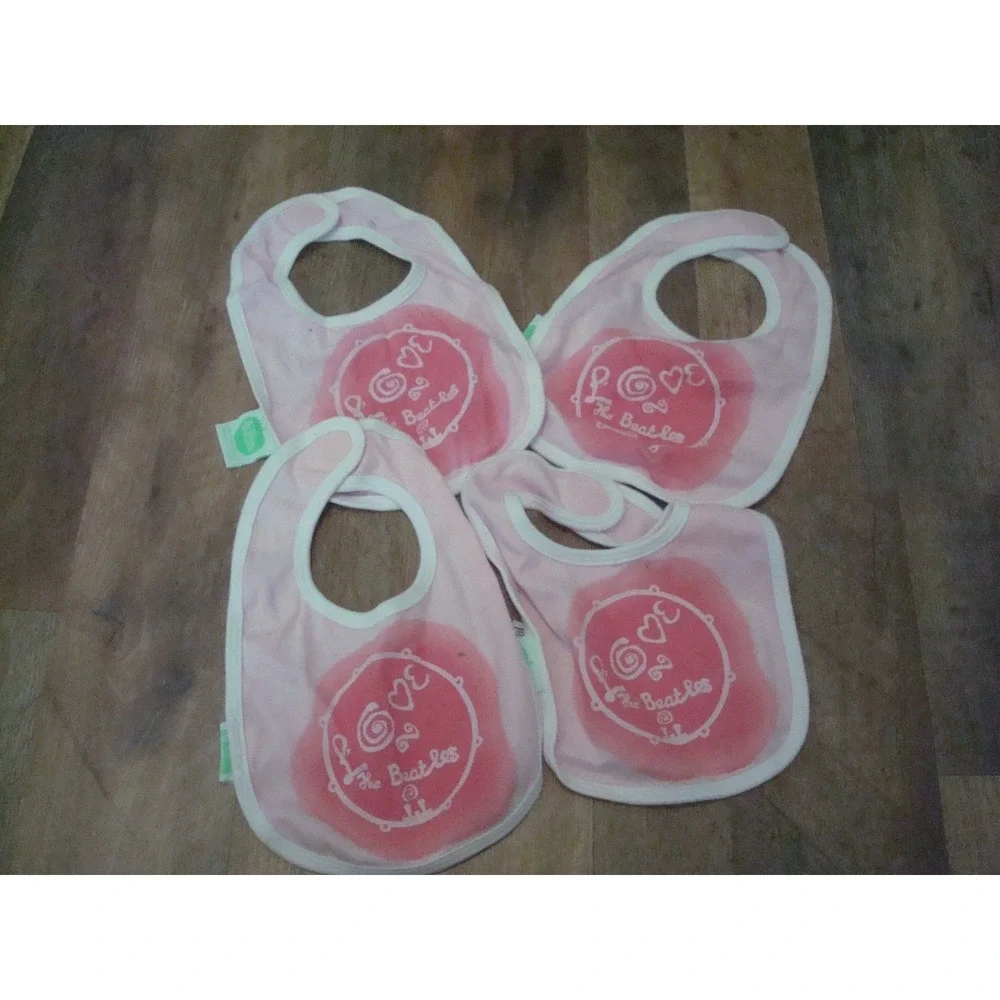 THE BEATLES 4PC LOT BABY BIBS BIB   DEADSTOCK  VINTAGE‎ TT3